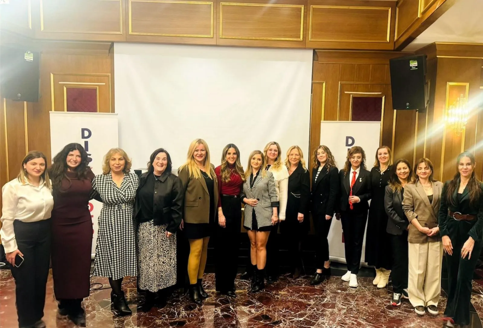 Dış Ticarette Yön Verenler Derneği’nin Güçlü Kadınları Ekonomiye Yön Veriyor