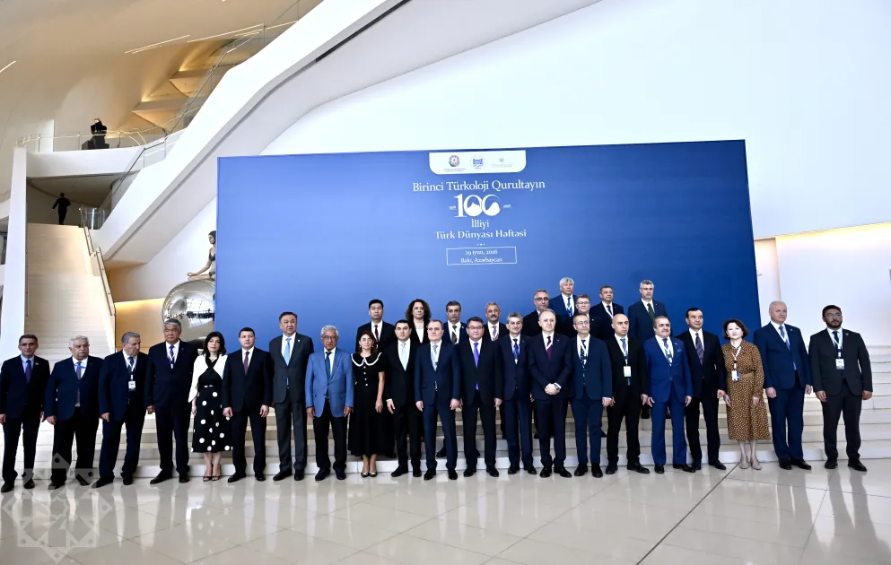 Türk Dünyası Bakü'de Tarih Yazıyor