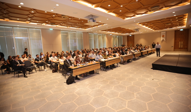 Enerjisa Enerji ‘Kurumsal Enerji Buluşmaları’nın beşincisini İzmir’de gerçekleştirdi