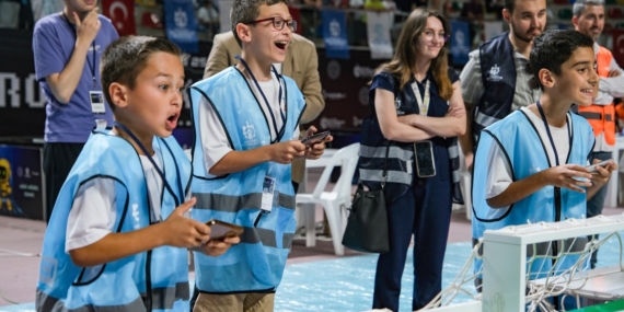 KODELİG'25'te ödüller sahiplerini buldu (2)