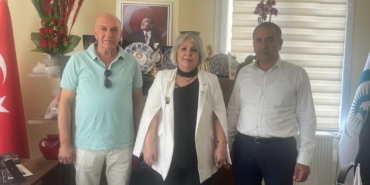 b7fe3233-b069-460b-b609-93cdf3c254fb