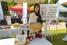 1e3f1ddd-904d-4625-8db1-5691266a003b