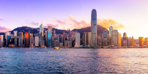 Kırmızı ve Beyaz, Profesyonel ve Modern, Son Dakika Canlı Yayın Haberi Youtube Küçük Resmi