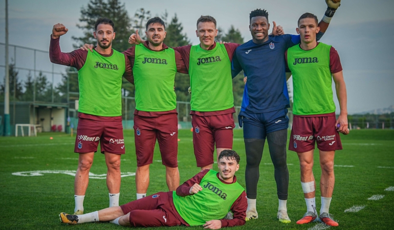 92eea6f11f0a46d58277d51f89e66e2b