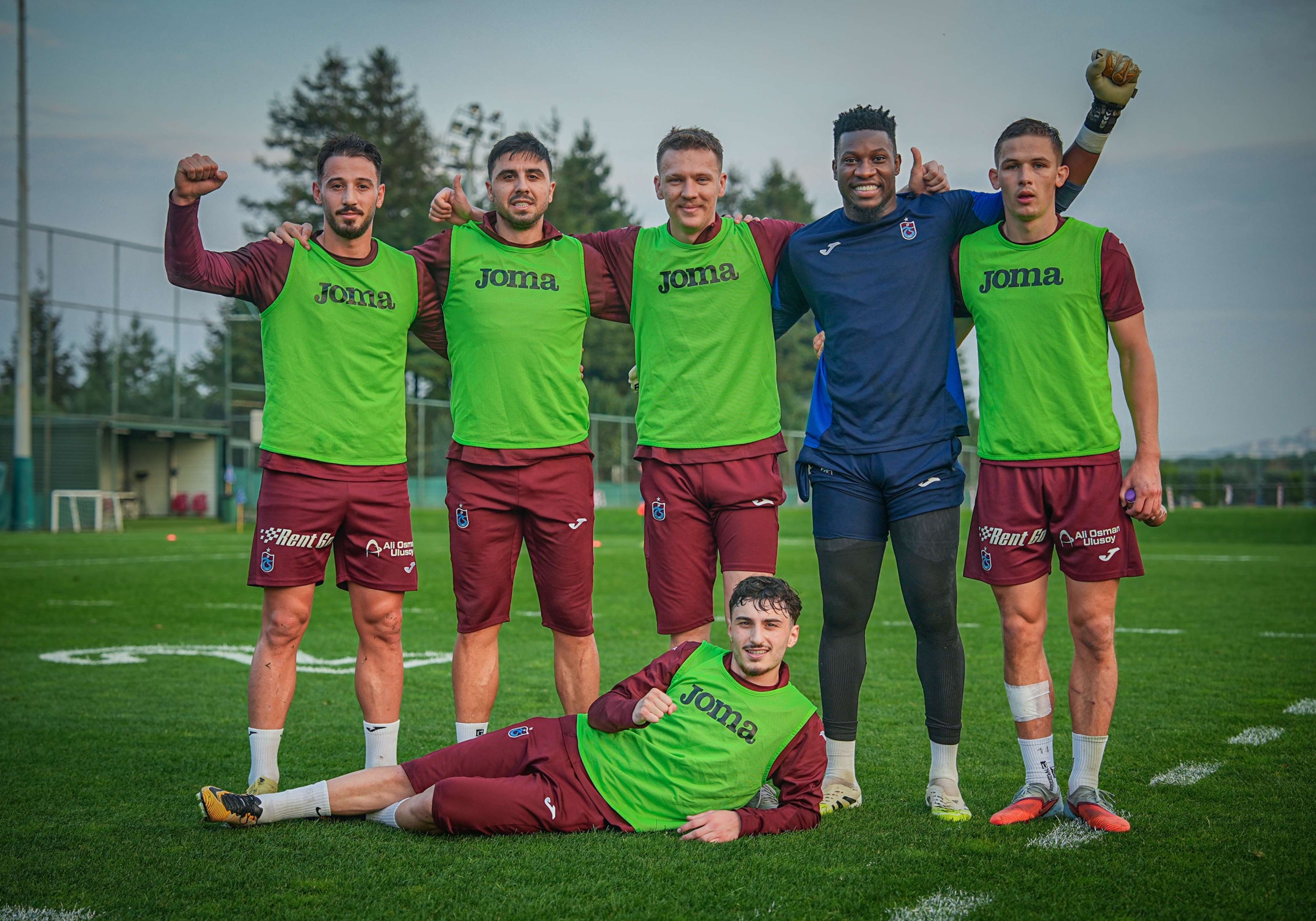 92eea6f11f0a46d58277d51f89e66e2b